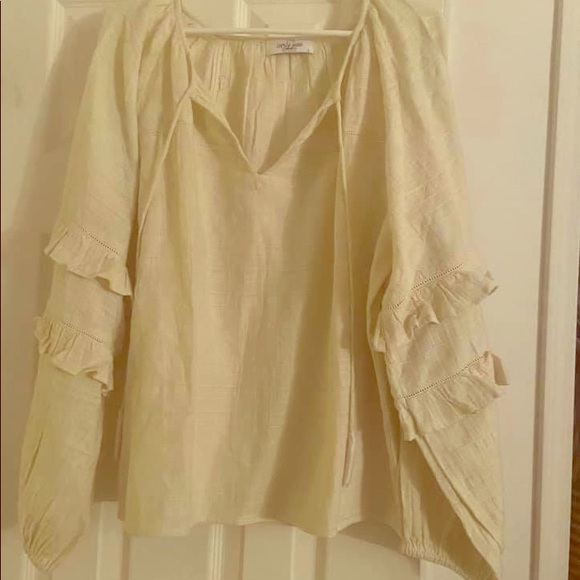 Halston blouse. - Picture 2 of 2